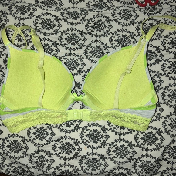 Victoria’s Secret Bras - Picture 8 of 8